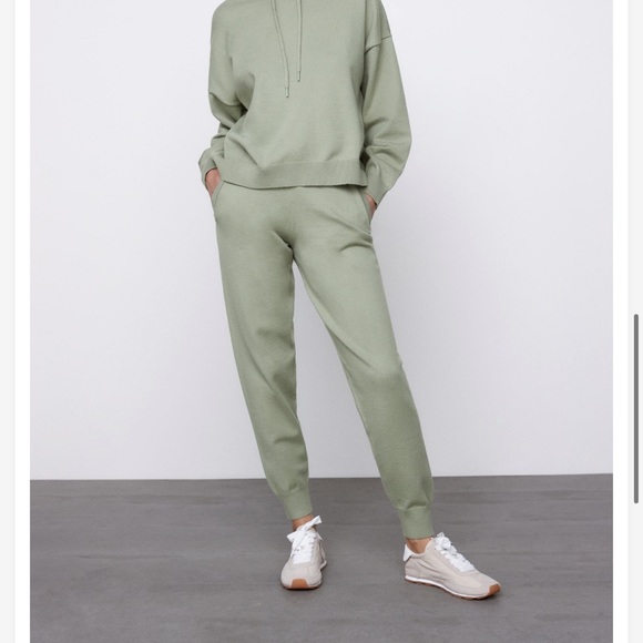 Zara Knit Jogger’s - Picture 3 of 8